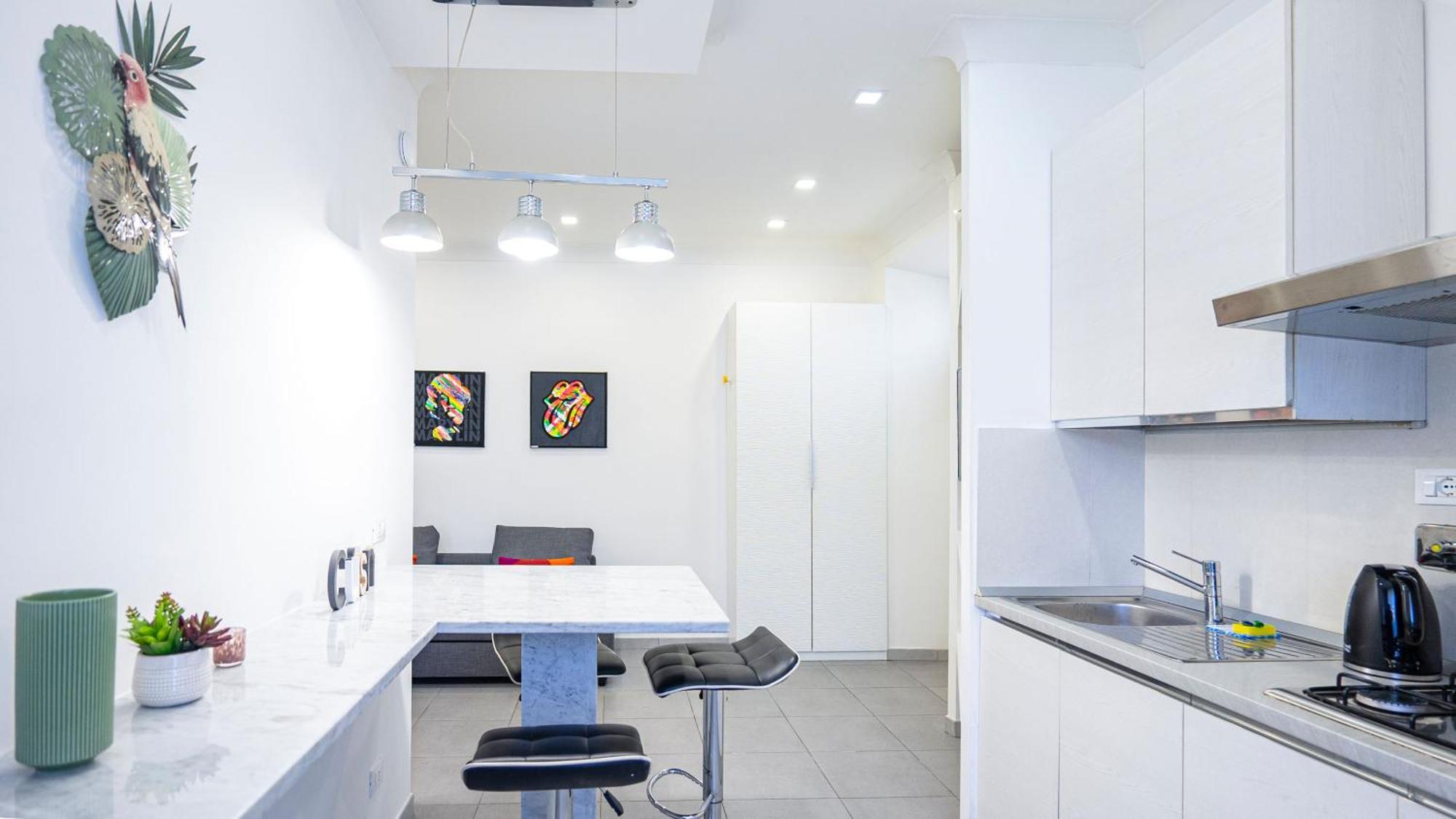 Stylish Vatican Retreat Apartment *